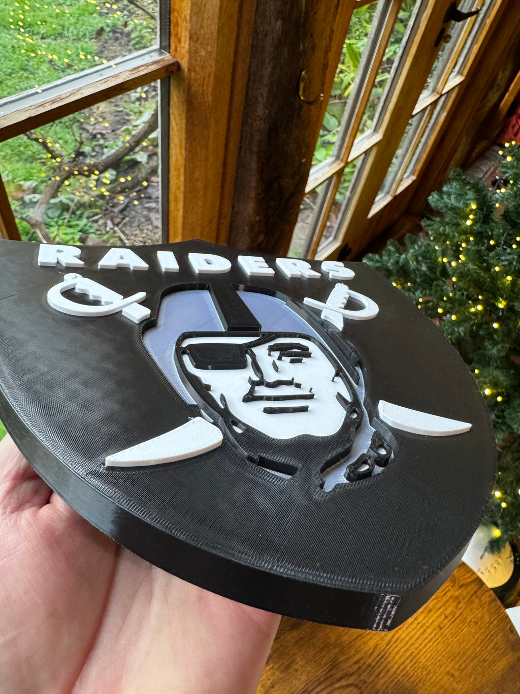 Las Vegas Raiders 3D Shield Wall Plaque – Black & Silver Football Display