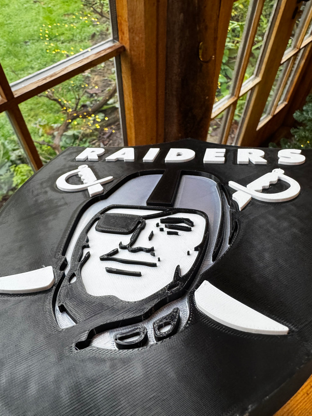 Las Vegas Raiders 3D Shield Wall Plaque – Black & Silver Football Display