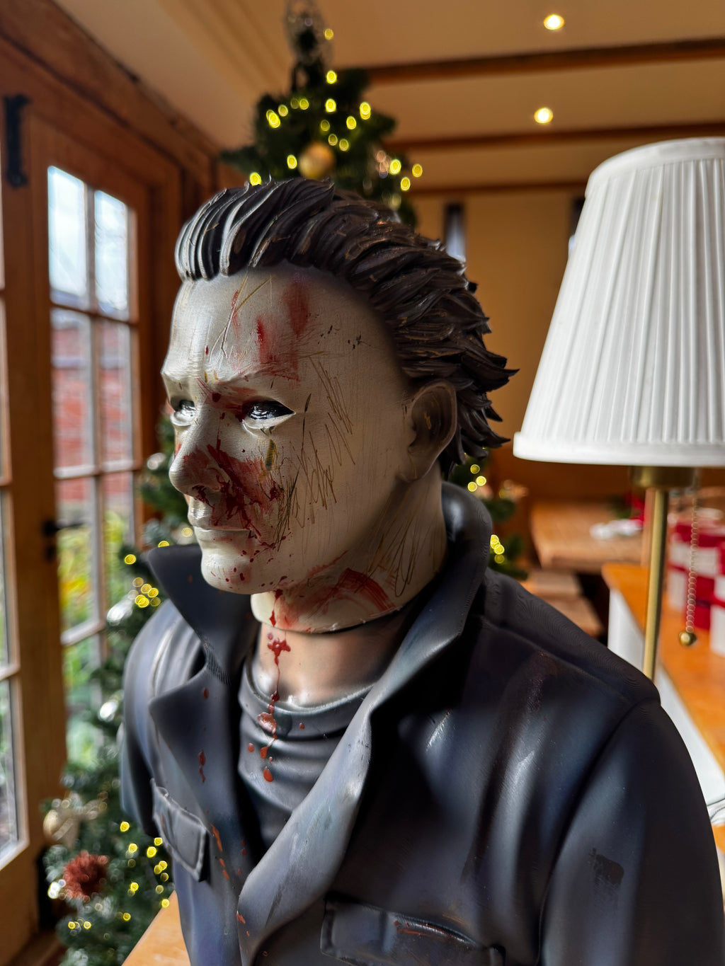 Michael Myers Halloween Hand-Painted 3D Bust – Horror Display Statue