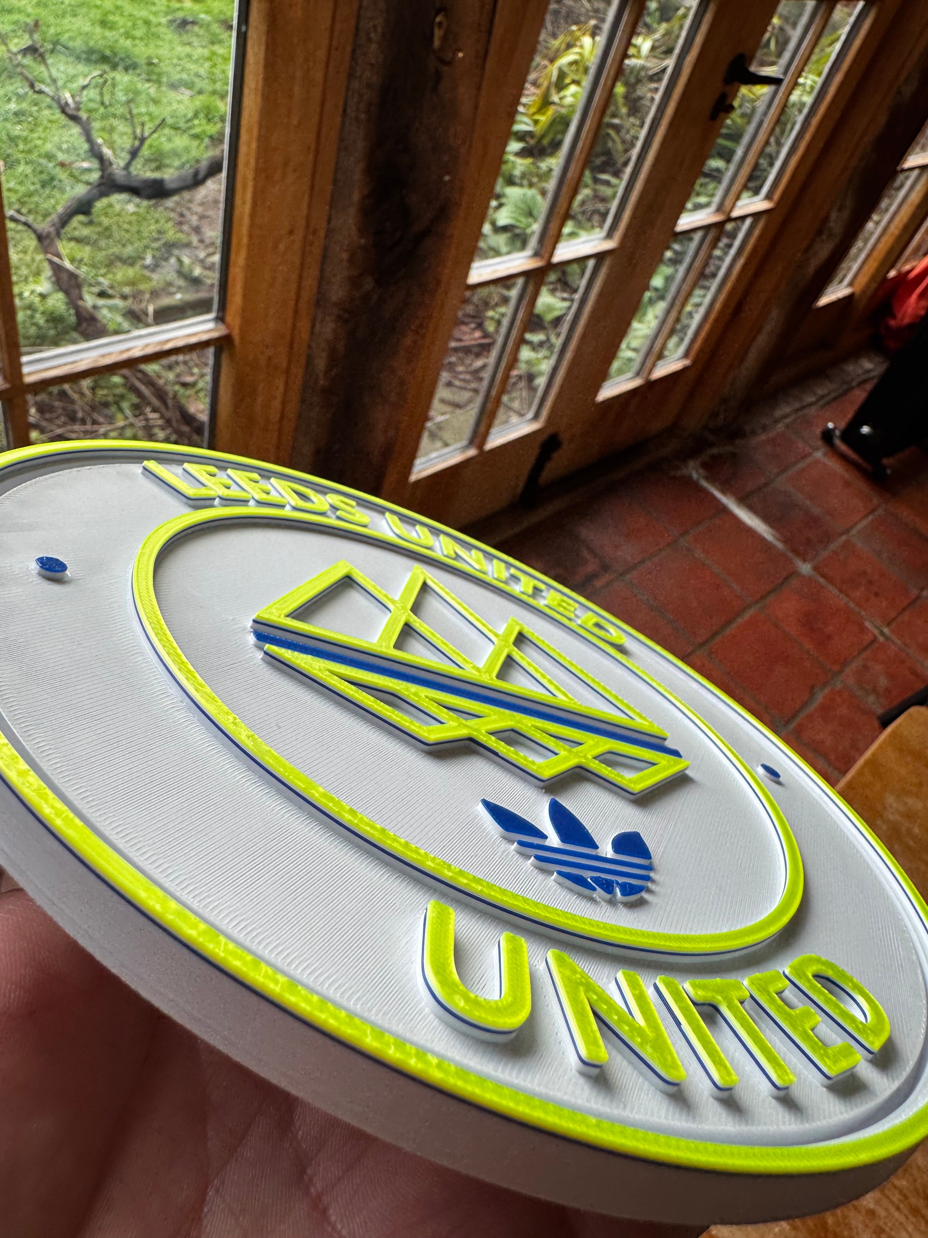 Leeds United × adidas 3D Wall Plaque – White, Yellow & Blue