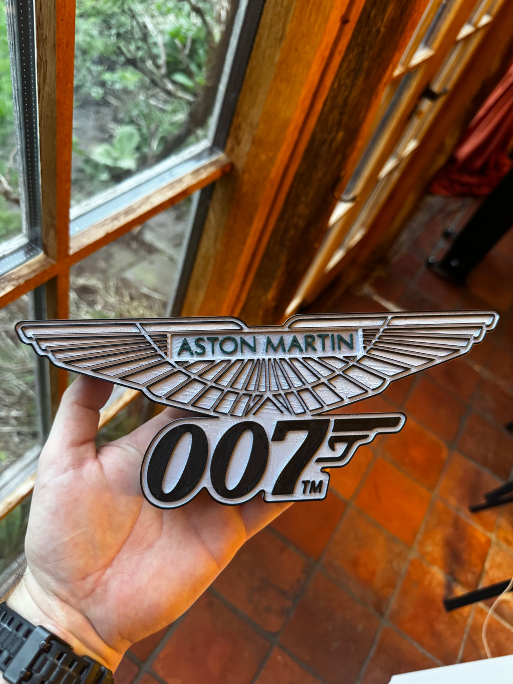 Aston Martin 007 James Bond 3D Printed Sign – Luxury Car & Bond Inspired Wall Display