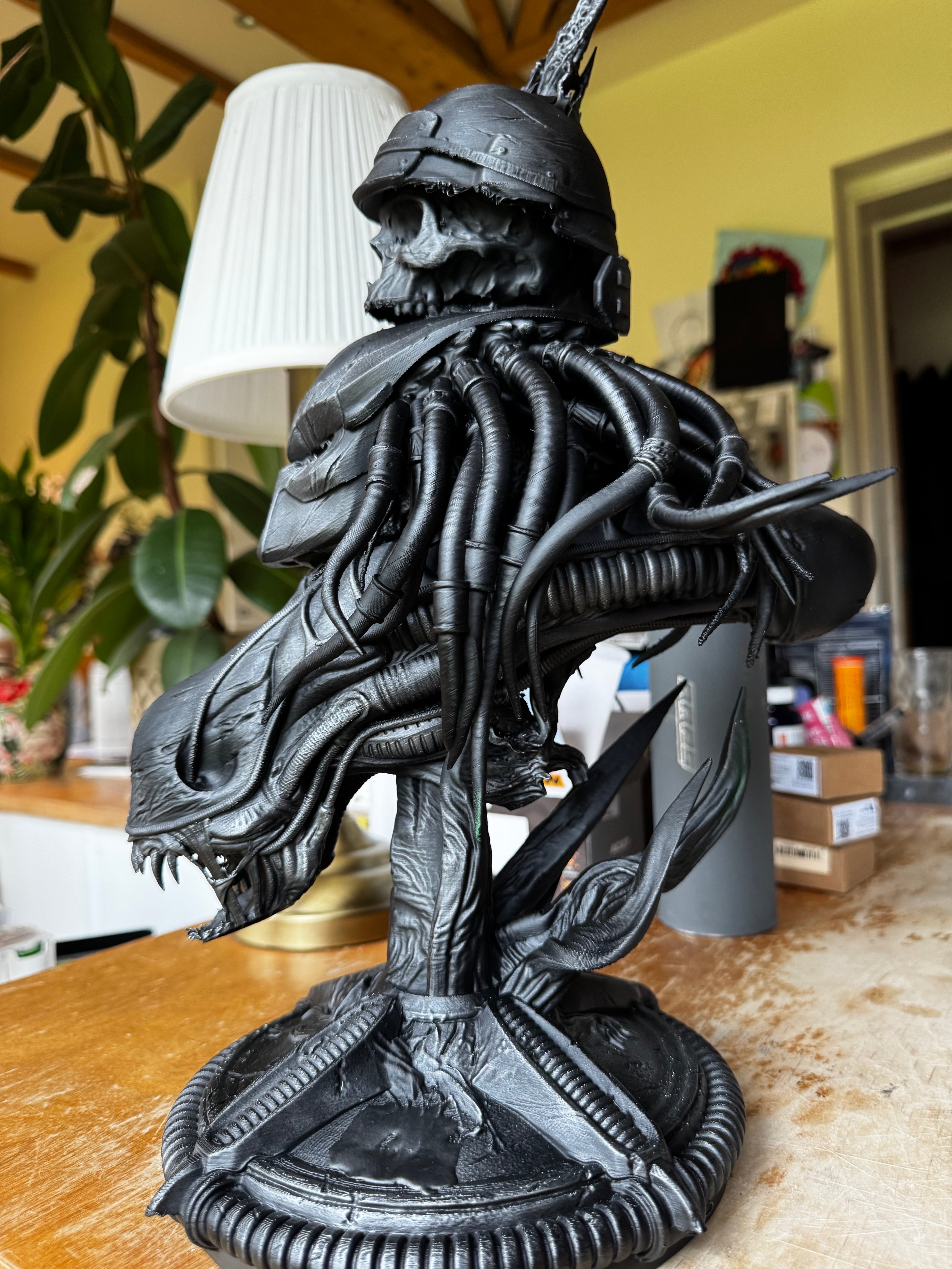 Alien vs Predator 3D Printed Bust – Predator & Xenomorph Display Statue – Sci-Fi Collectors Piece