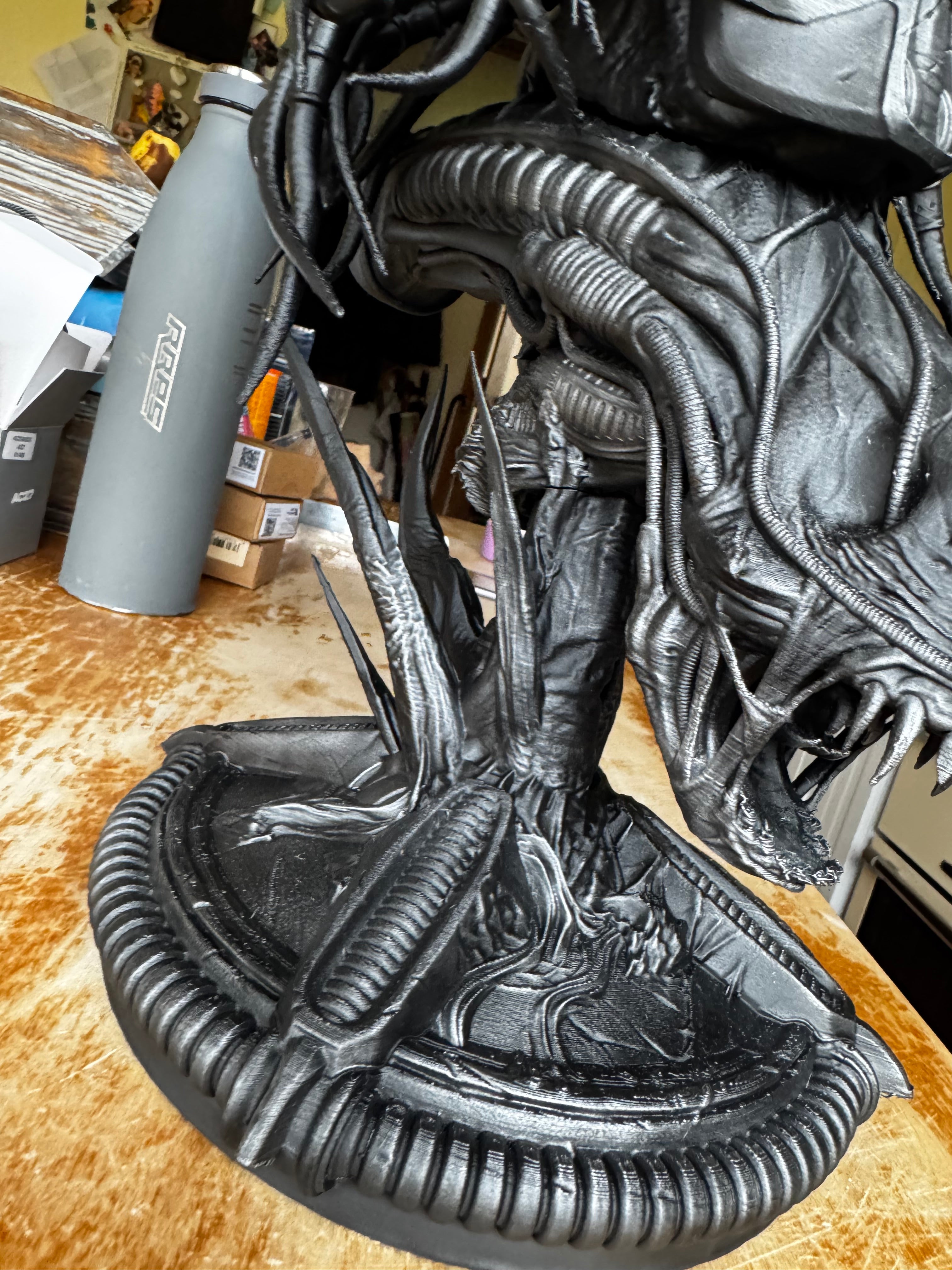 Alien vs Predator 3D Printed Bust – Predator & Xenomorph Display Statue – Sci-Fi Collectors Piece