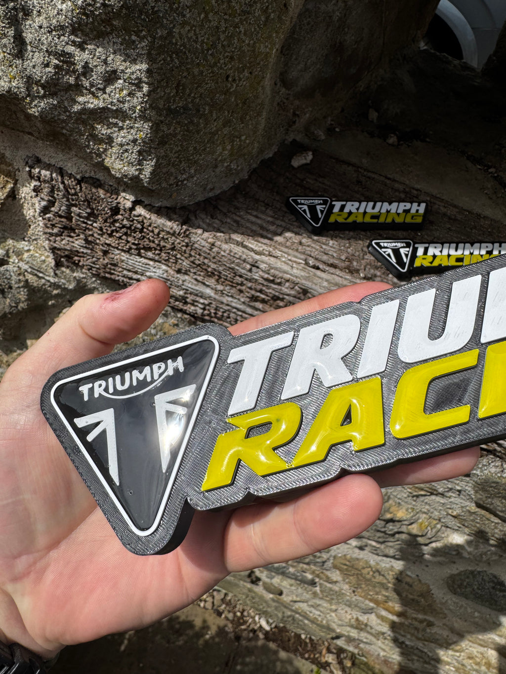 Triumph Racing 3D Printed Logo Plaque Set – Large Wall Sign + 2 Mini Signs – Motorcycle Garage Display – Brettin3D