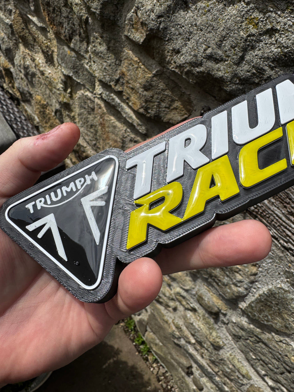 Triumph Racing 3D Printed Logo Plaque Set – Large Wall Sign + 2 Mini Signs – Motorcycle Garage Display – Brettin3D