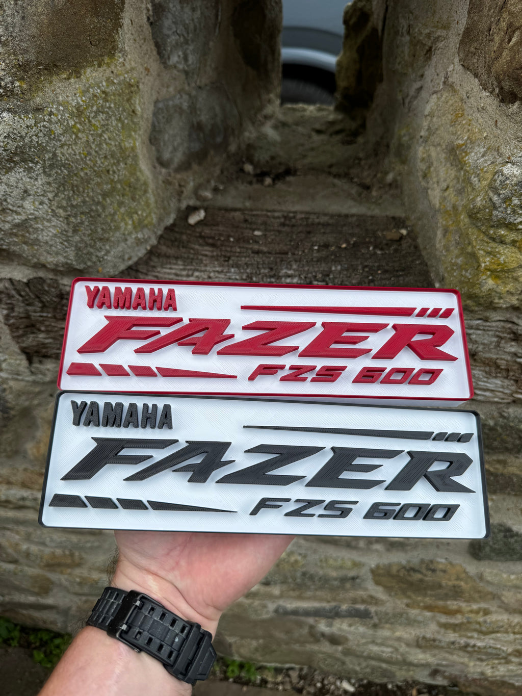 Yamaha Fazer FZS 600 3D Printed Motorcycle Wall Plaque – Red or Black – Yamaha Bike Garage Sign – Brettin3D