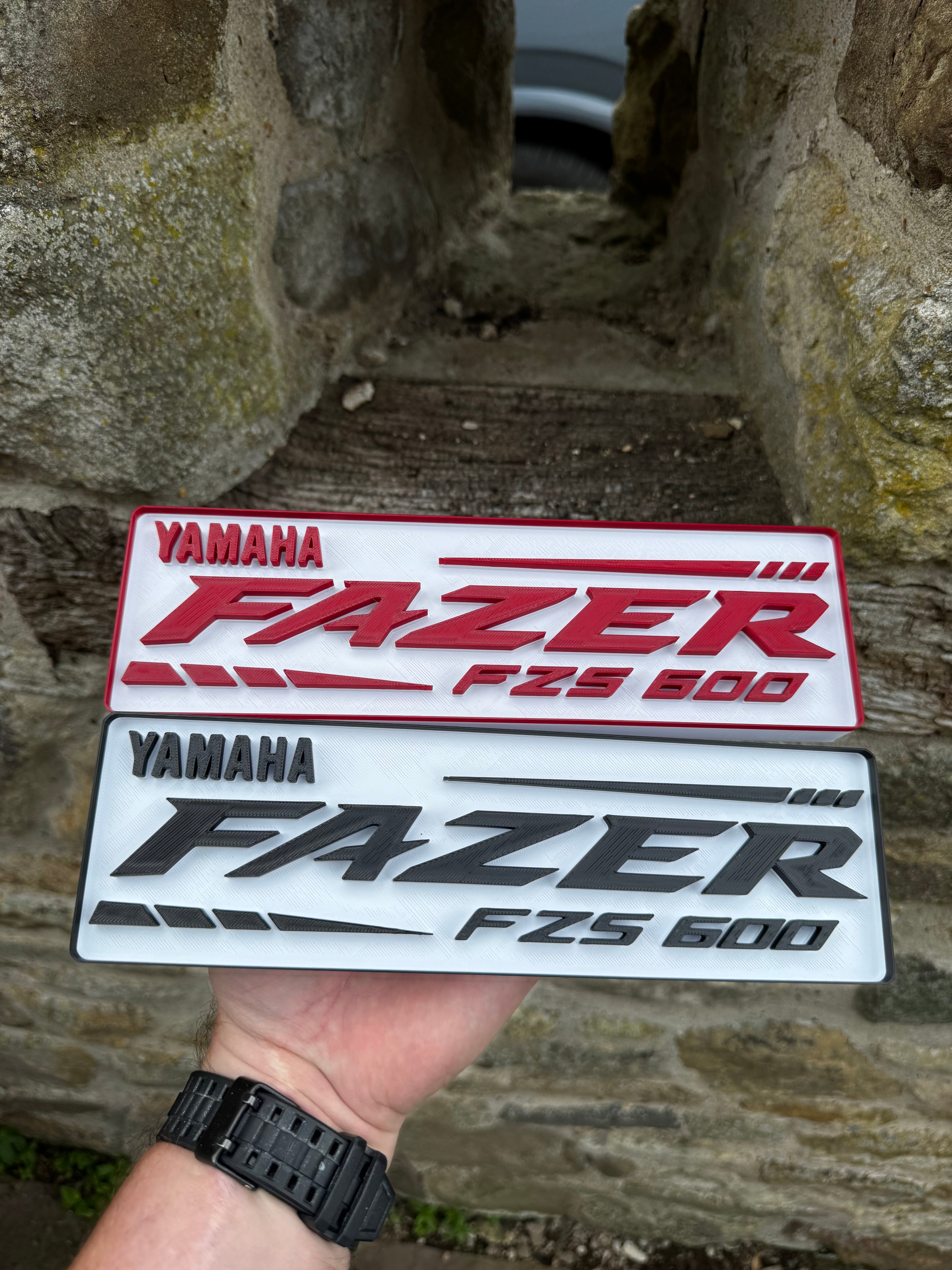 Yamaha Fazer FZS 600 3D Printed Motorcycle Wall Plaque – Red or Black – Yamaha Bike Garage Sign – Brettin3D
