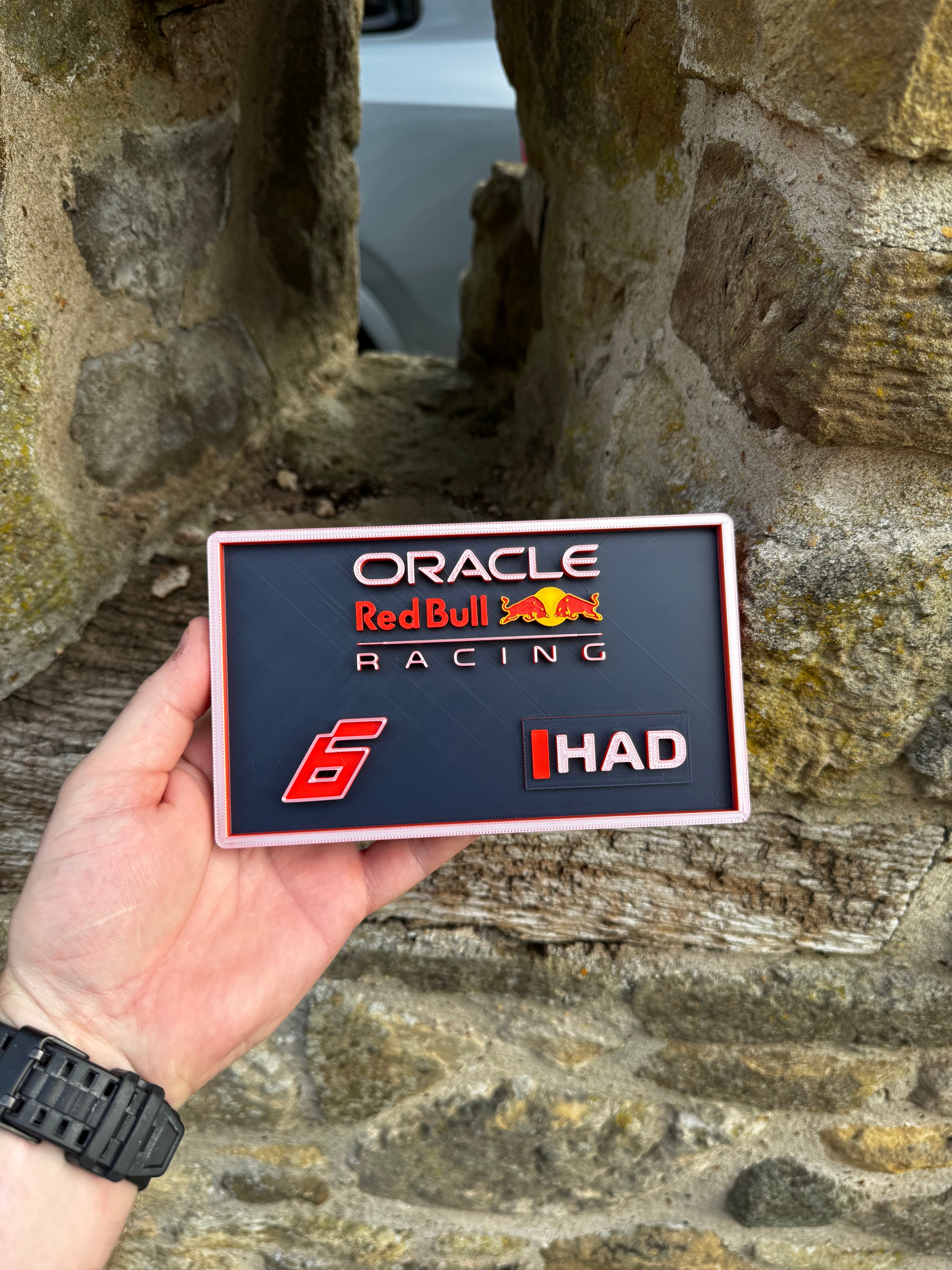 Isack Hadjar #6 Oracle Red Bull Racing F1 3D Printed Driver Plaque – Formula 1 Motorsport Display – Brettin3D
