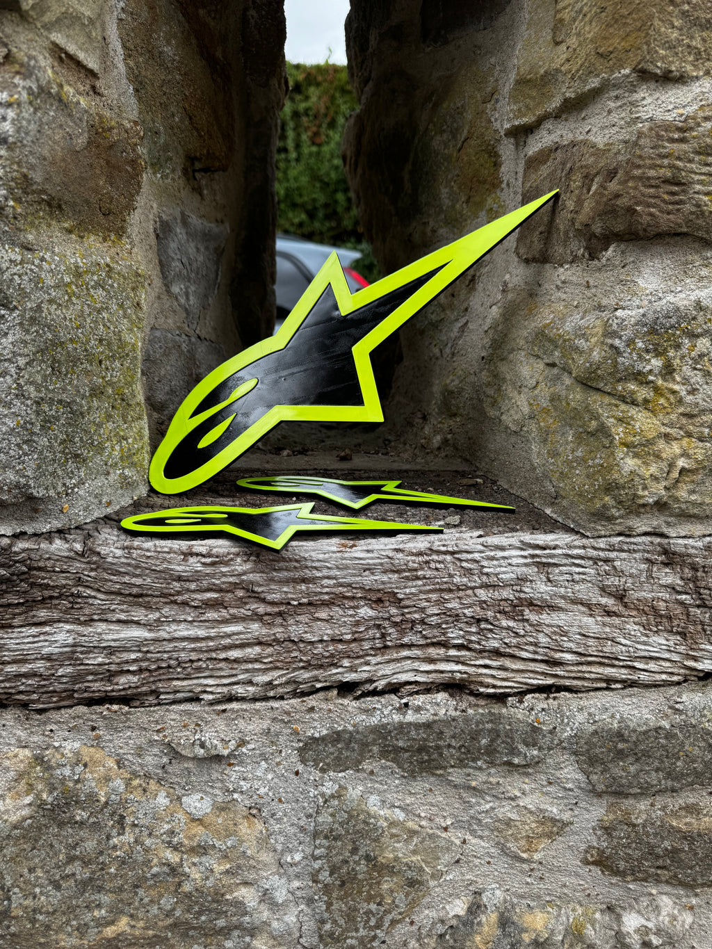 Alpinestars 3D Logo Wall Plaque – Black & Fluorescent Yellow