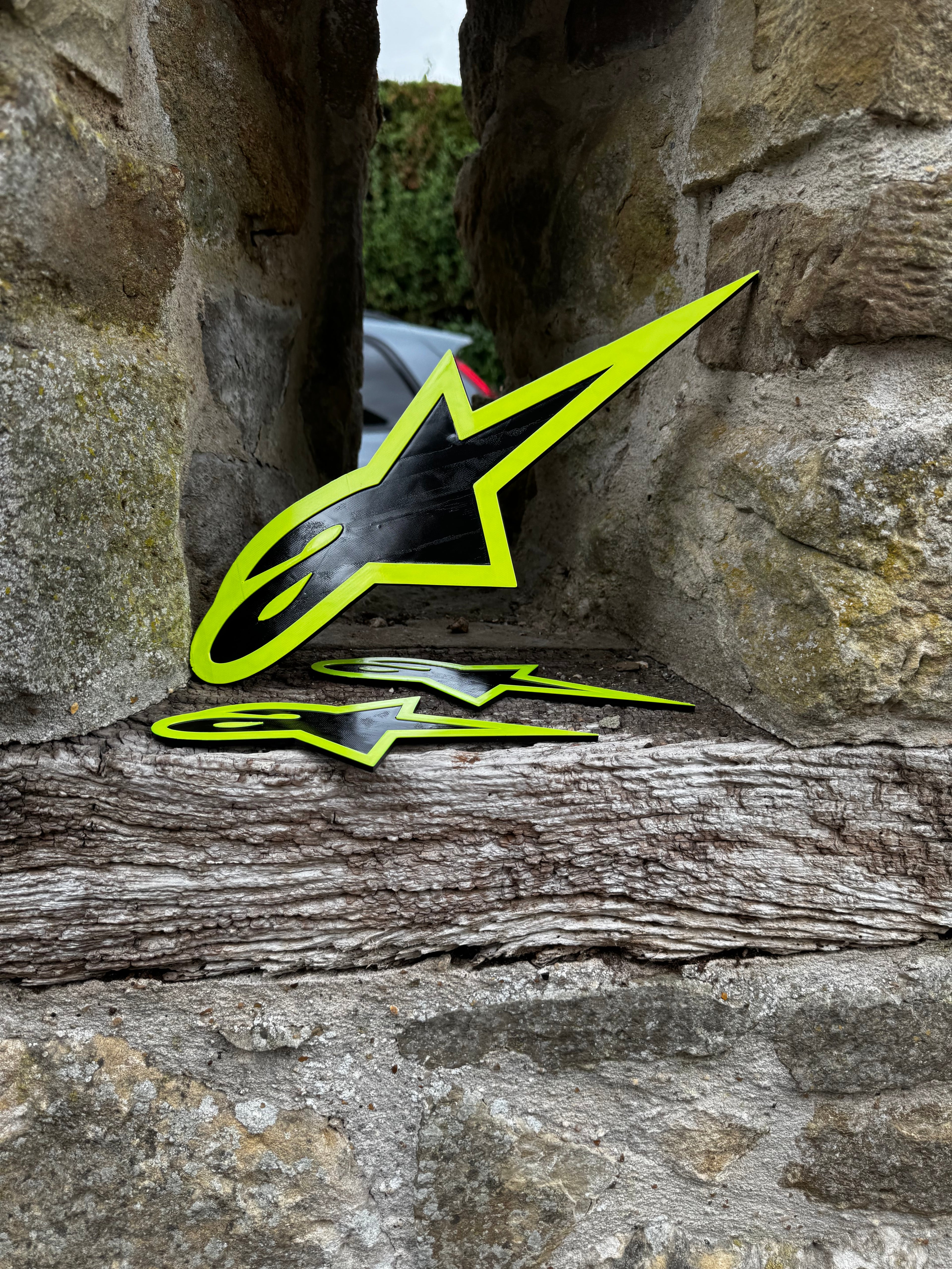 Alpinestars 3D Logo Wall Plaque – Black & Fluorescent Yellow